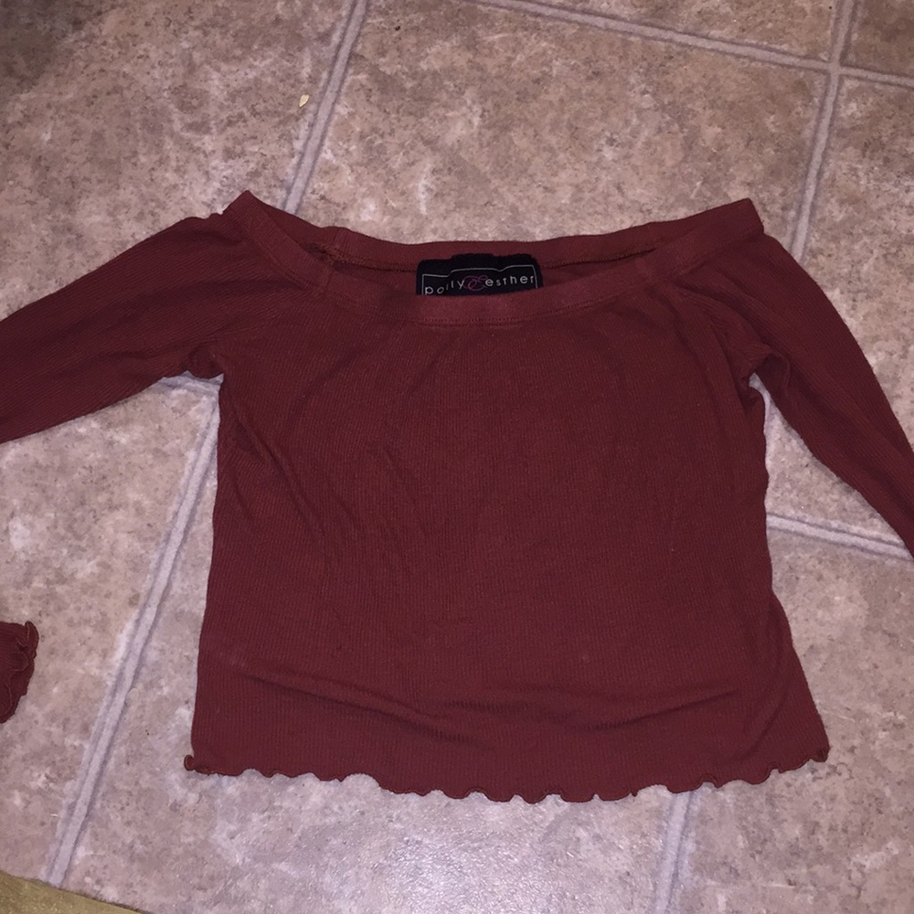 Off the shoulder crop top shirt